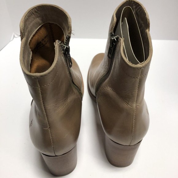Frye Womens Addie Inside Zip Short Boot Size 9.5M - Picture 4 of 6